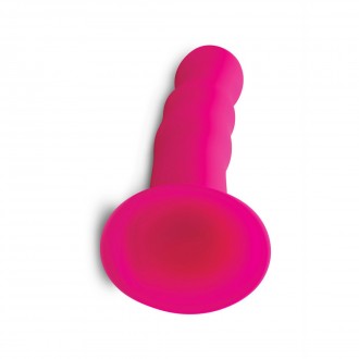 SQUEEZABLE WAVY DILDO