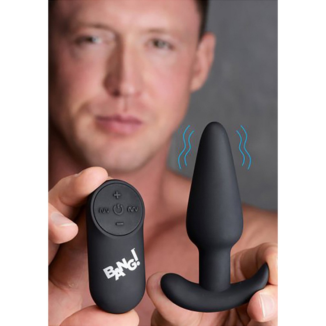 VIBRATING SILICONE BUTT PLUG WITH REMOTE CONTROL