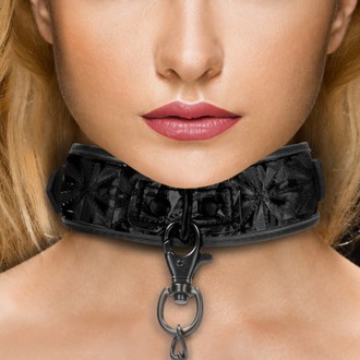 COLLAR WITH LEASH